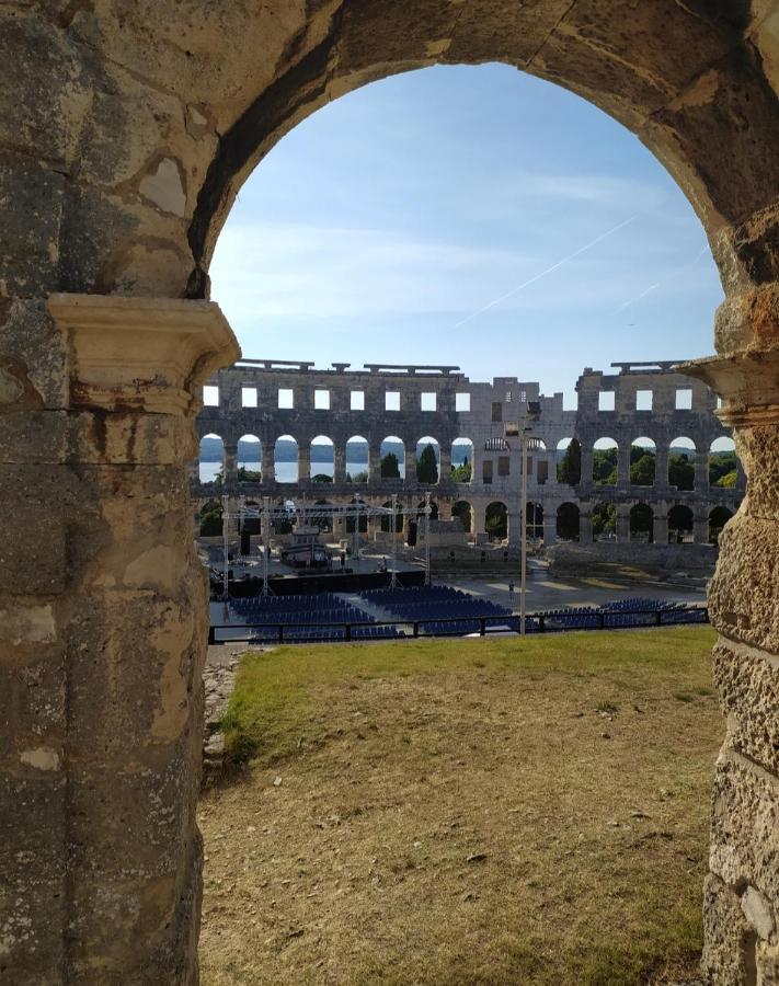 Sunset Bay Appartement Pula Buitenkant foto